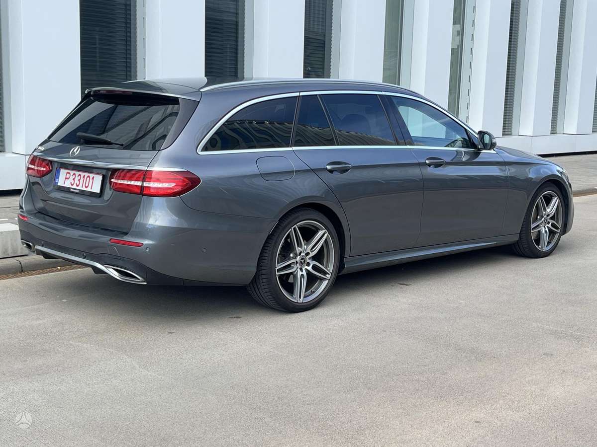Mercedes-Benz E300, 2.0 l., Универсал
