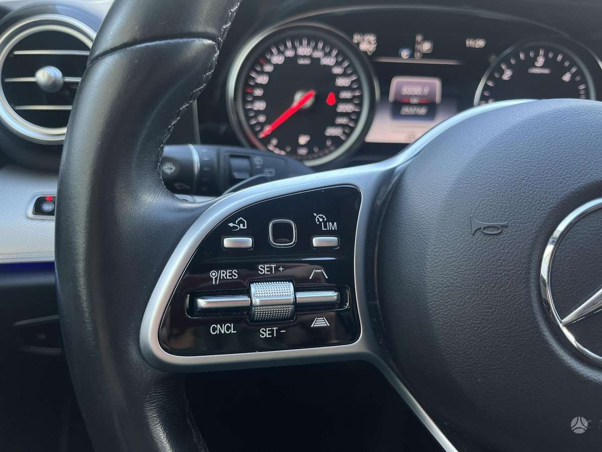 Mercedes-Benz E300, 2.0 l., Универсал