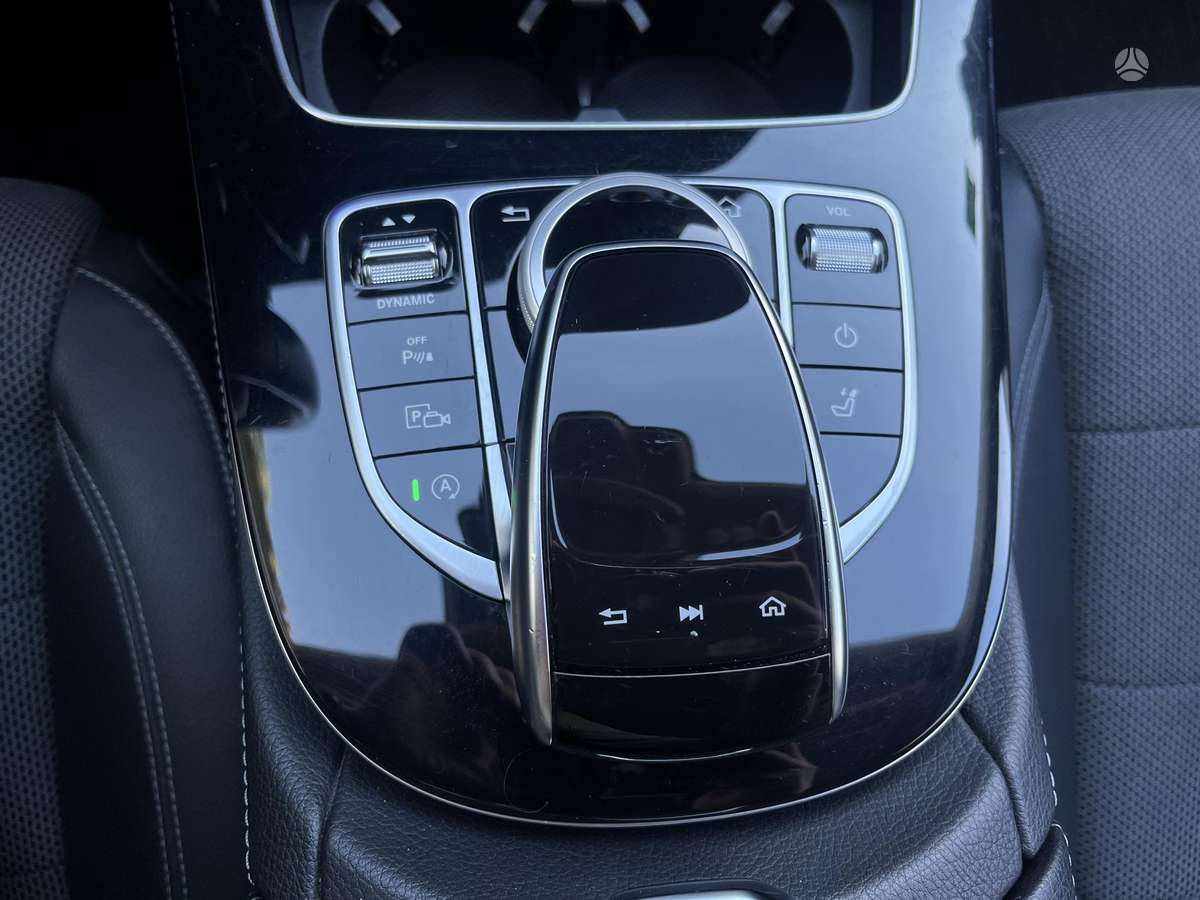 Mercedes-Benz E300, 2.0 l., Универсал