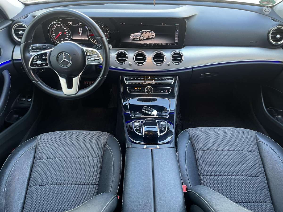 Mercedes-Benz E300, 2.0 l., Универсал