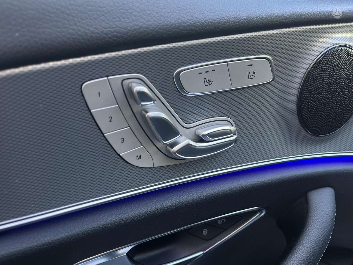 Mercedes-Benz E300, 2.0 l., Универсал