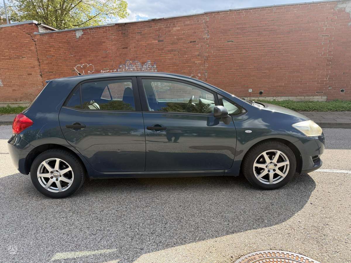 Toyota Auris - 3