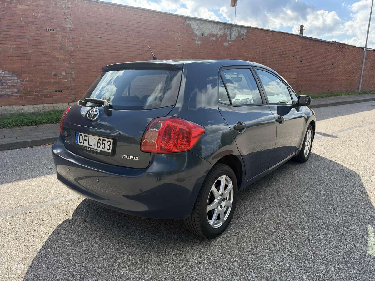 Toyota Auris - 4