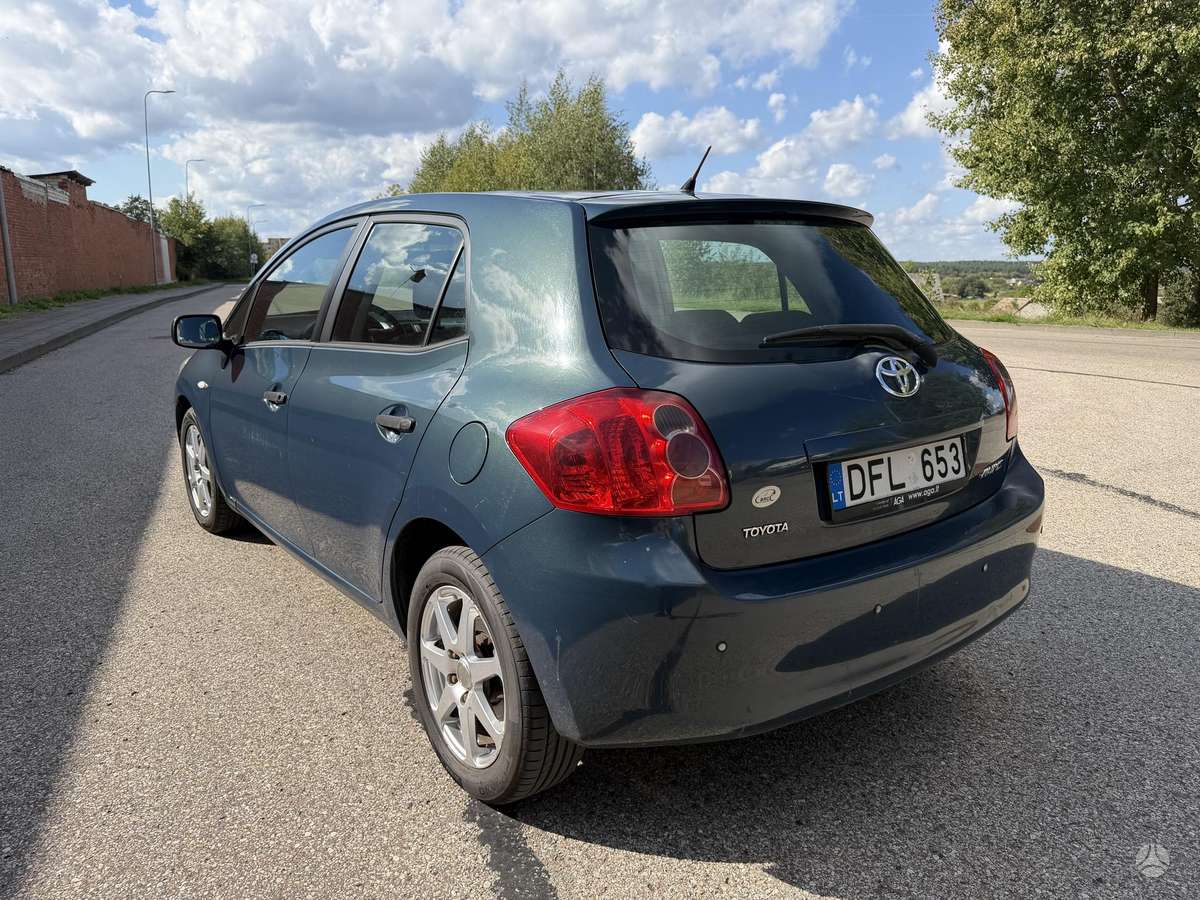 Toyota Auris - 5