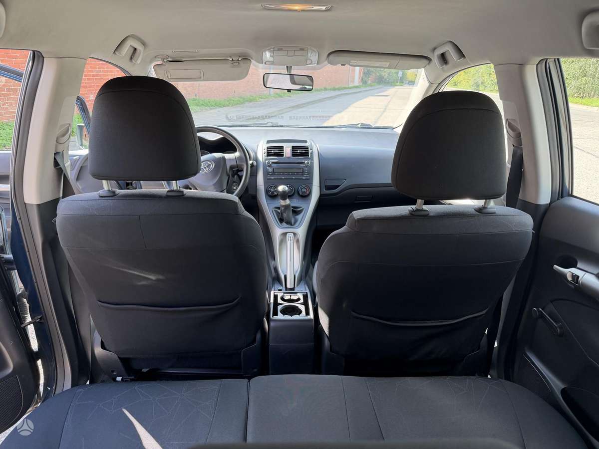 Toyota Auris - 8