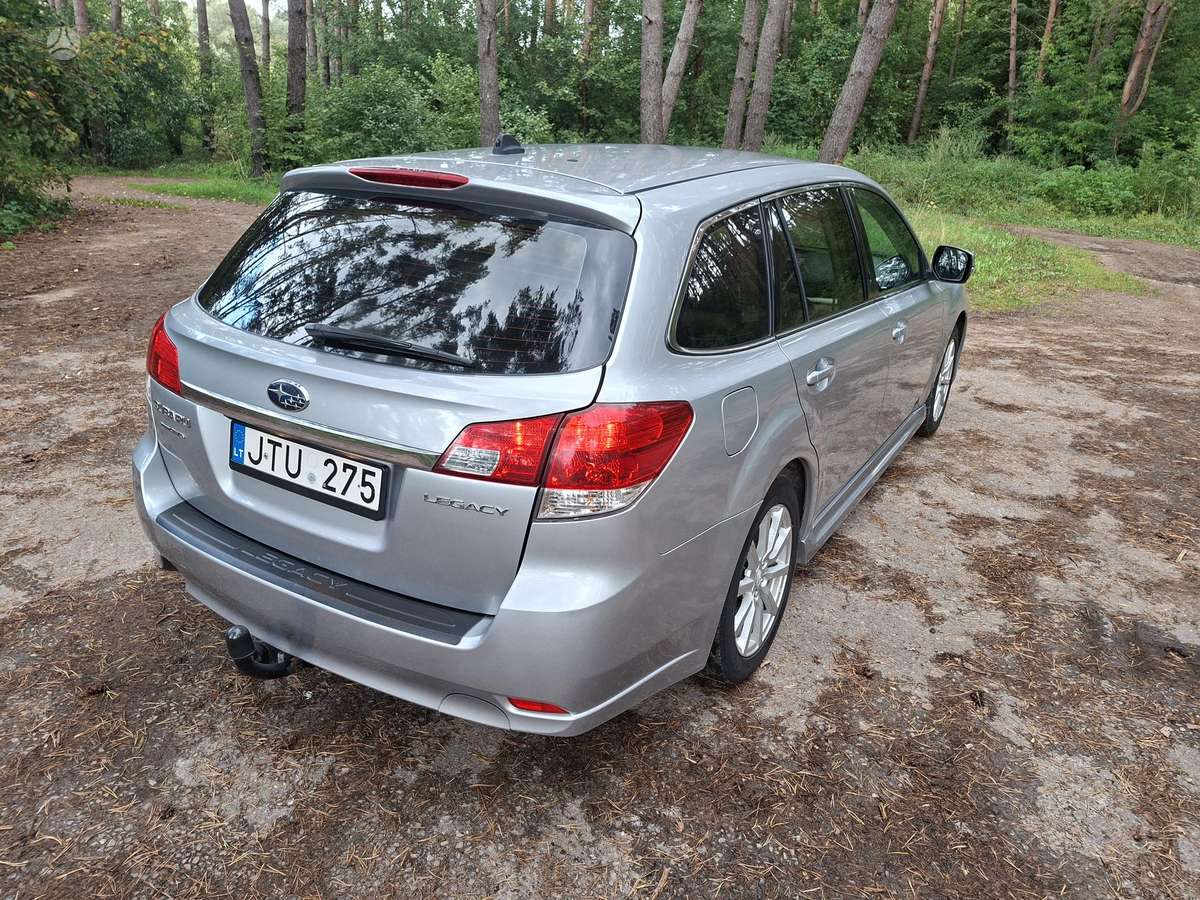Subaru Legacy - 4
