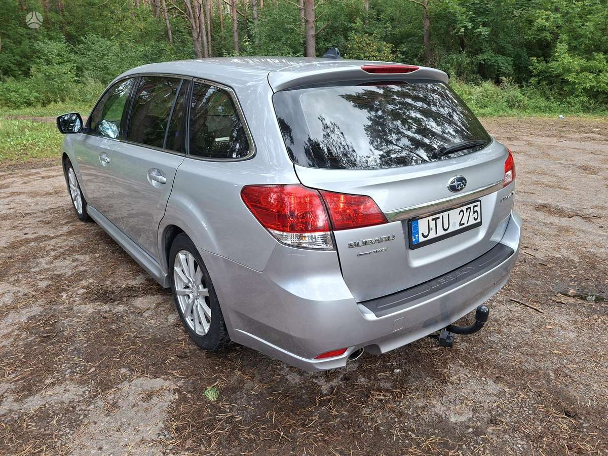 Subaru Legacy - 6