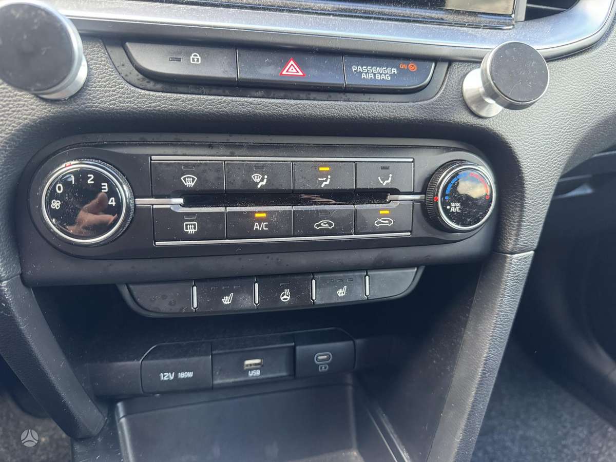 Kia Ceed, 1.0 l., hatchback