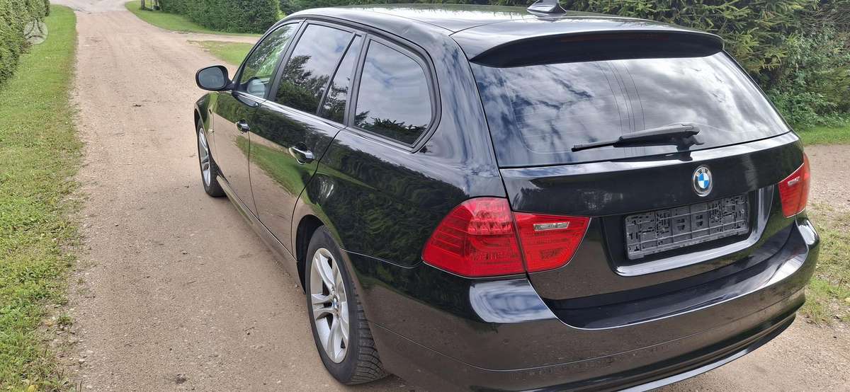 BMW 318, 2.0 l., wagon