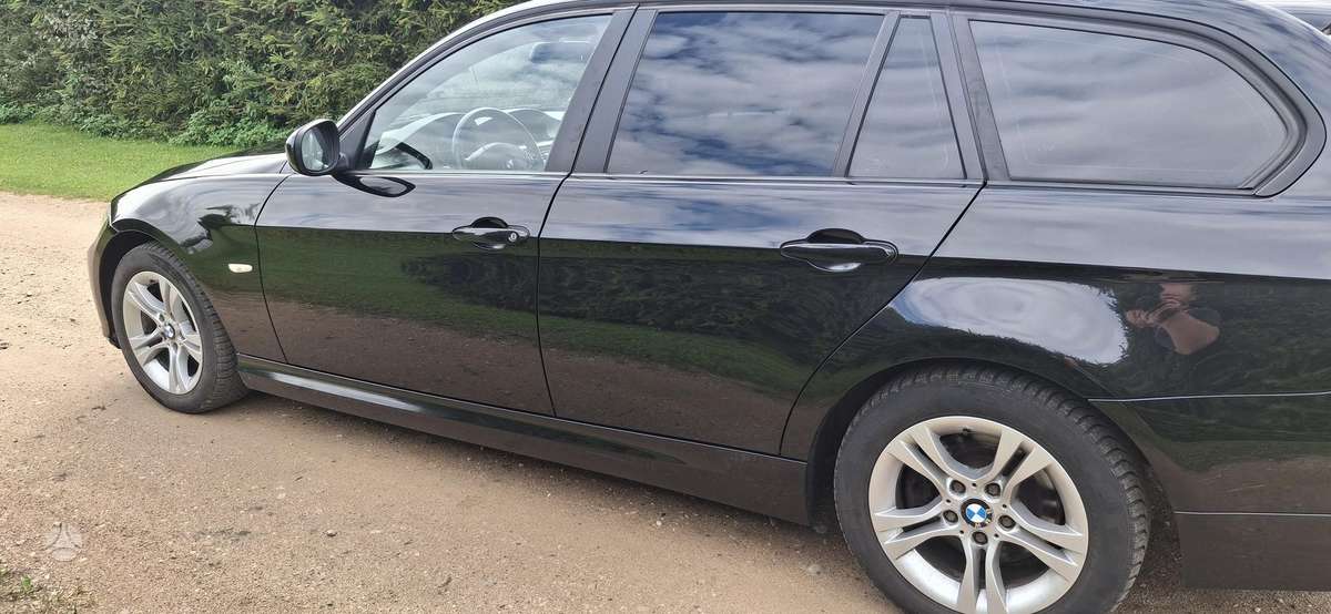 BMW 318, 2.0 l., wagon