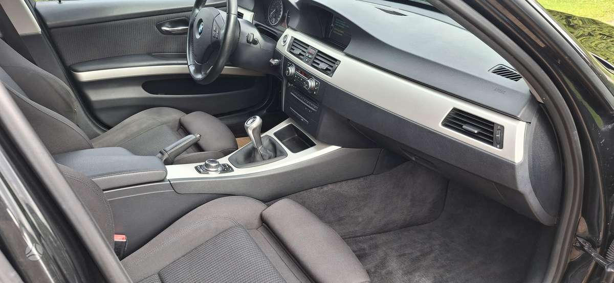 BMW 318, 2.0 l., Универсал