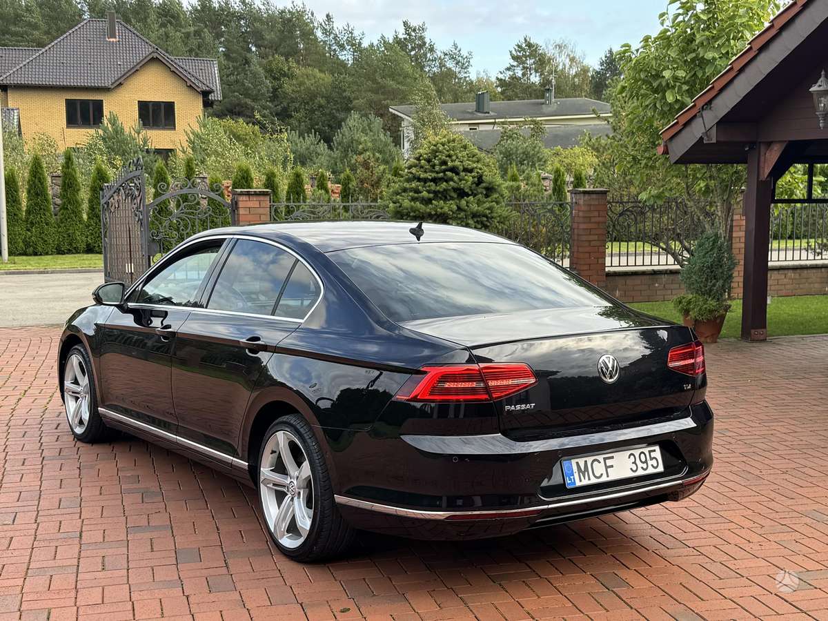 Volkswagen Passat - 6