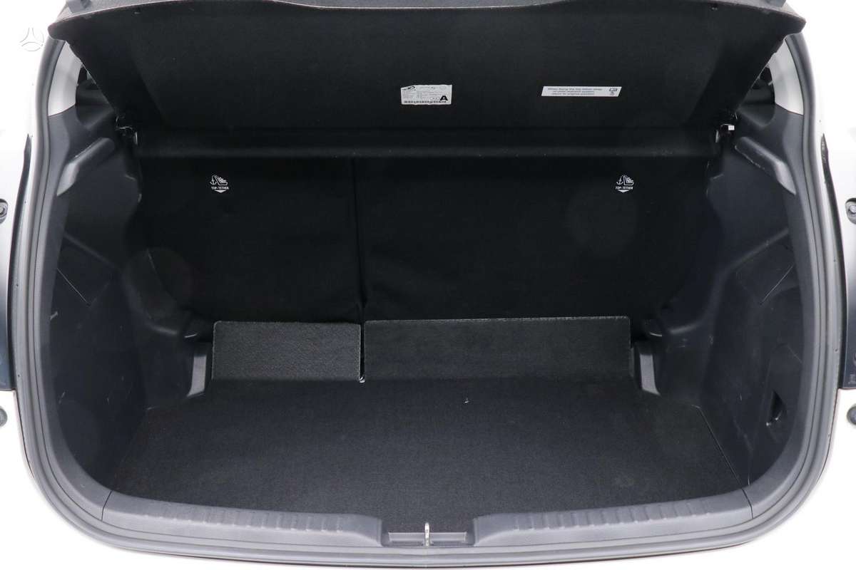 Toyota Yaris - 11