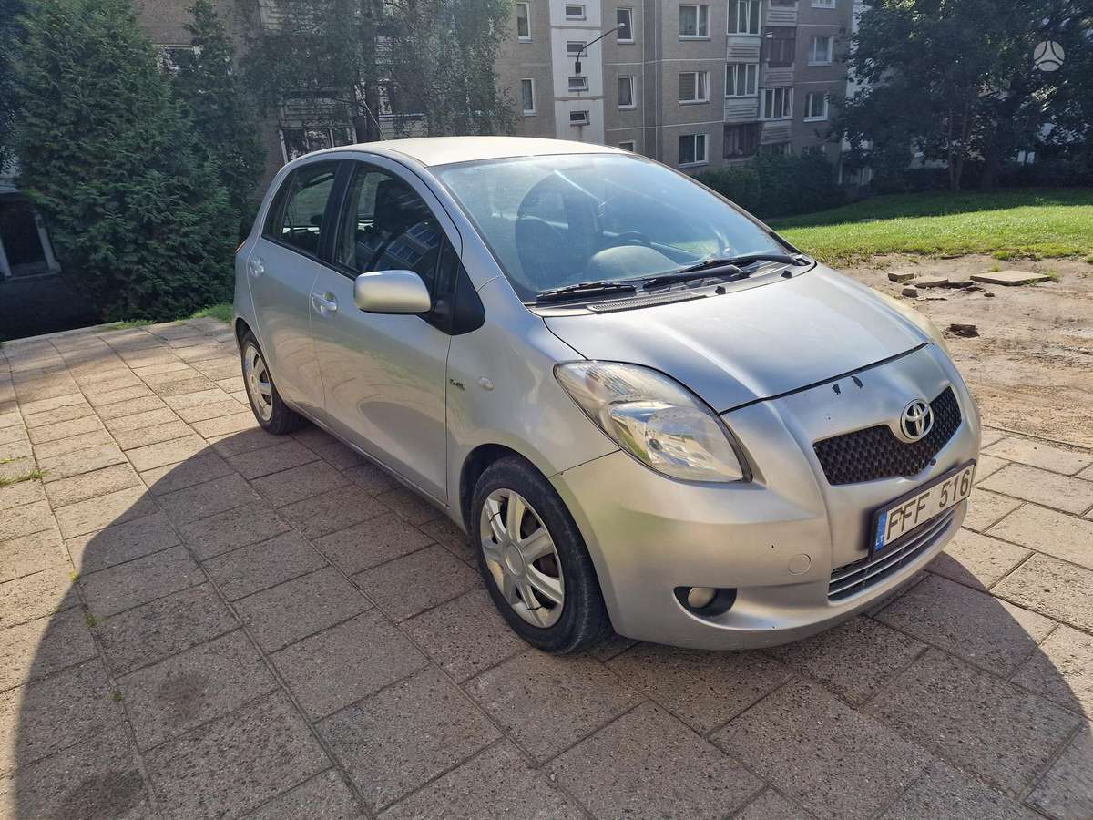 Toyota Yaris - 3