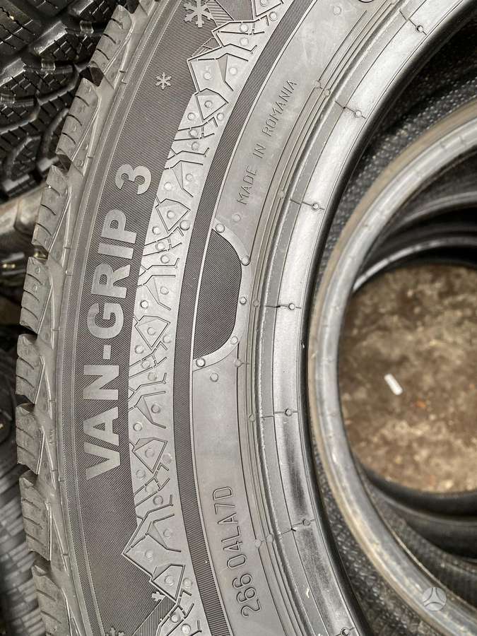 Semperit Van-Grip 3, winter 195/65 R16