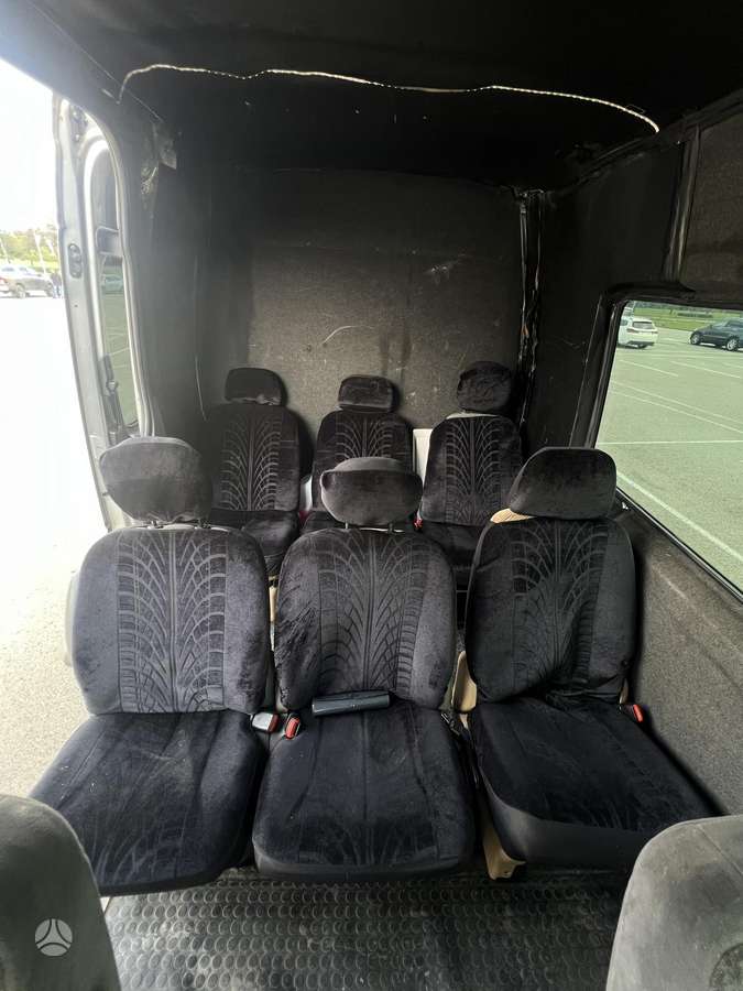 Volkswagen Crafter - 8
