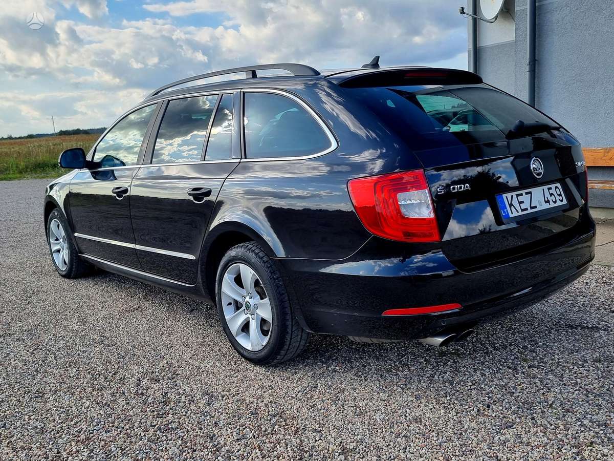 Skoda Superb, 2.0 l., wagon