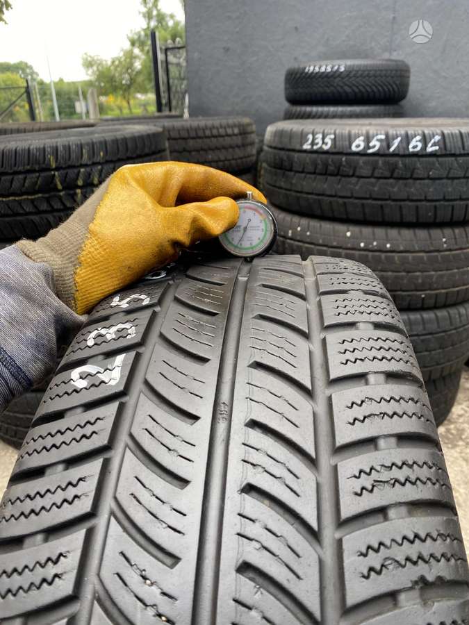 Continental VancoWinter2, зимние 235/65 R16