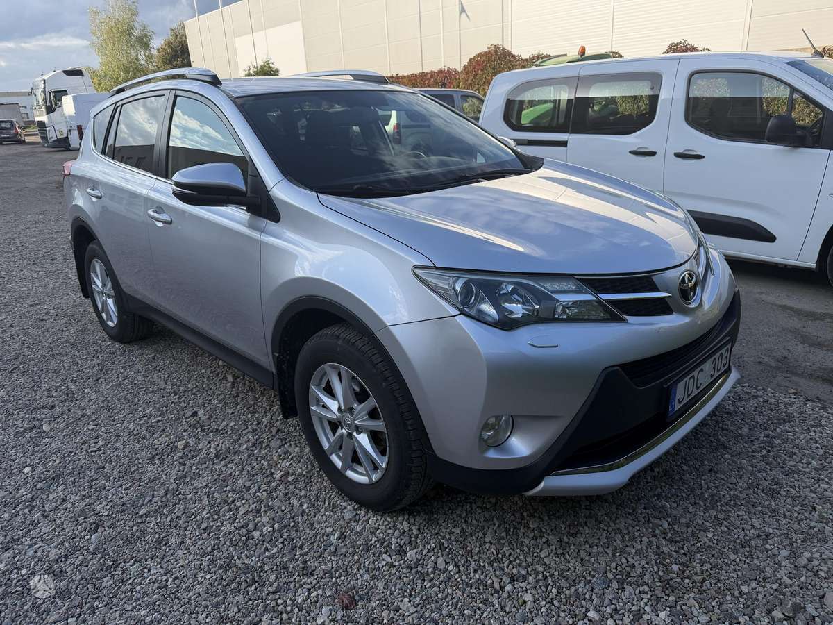 Toyota RAV4 - 2