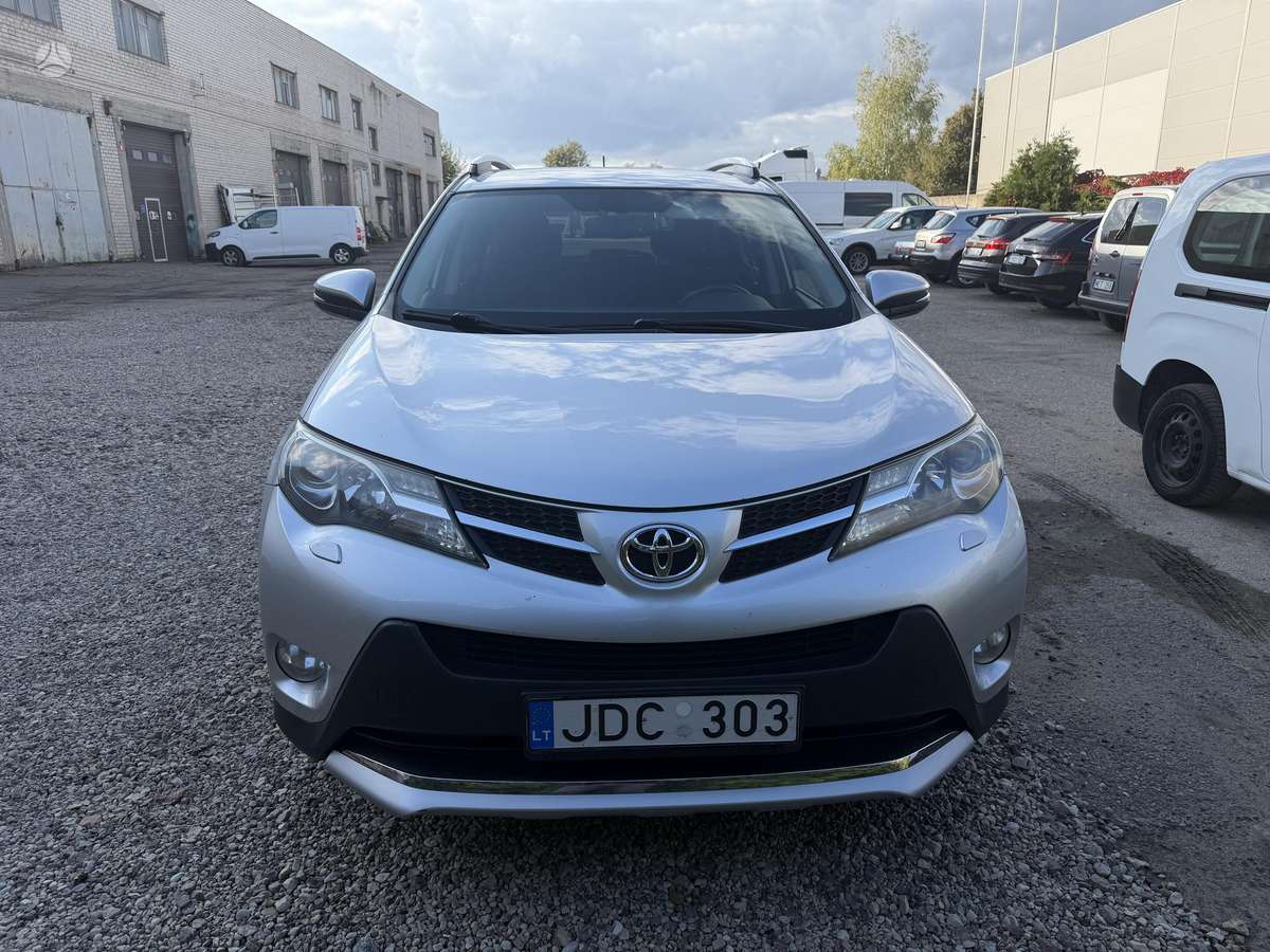 Toyota RAV4 - 3