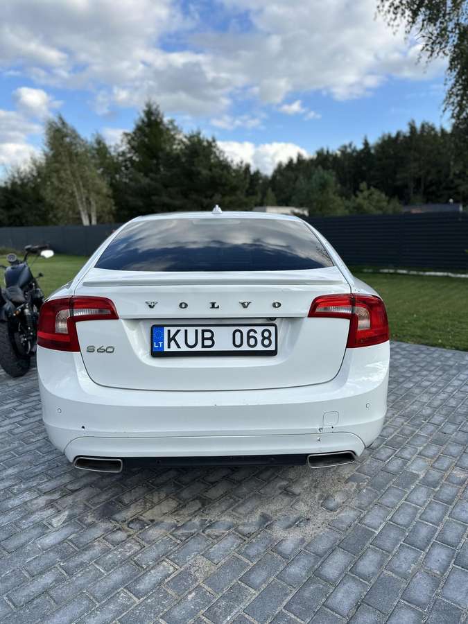 Volvo S60 - 5