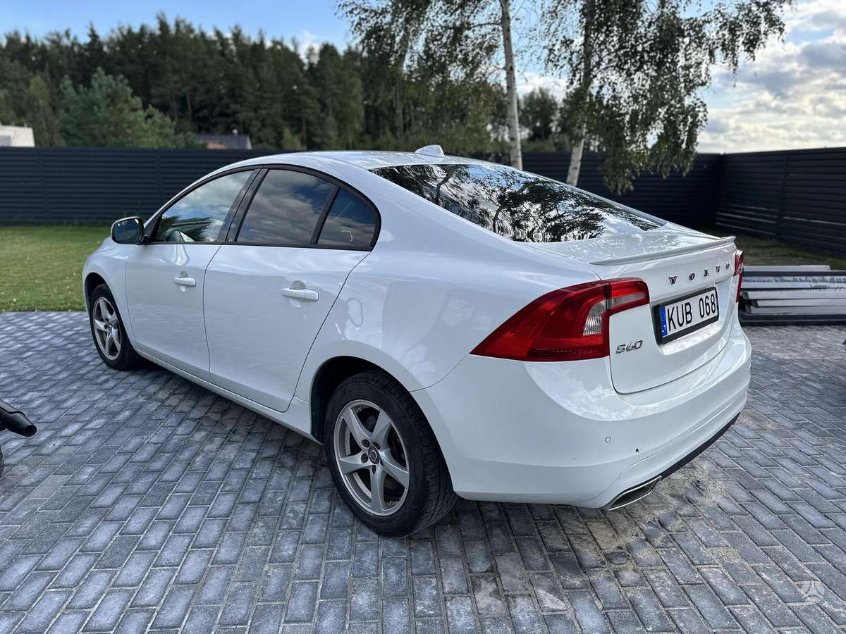 Volvo S60 - 6