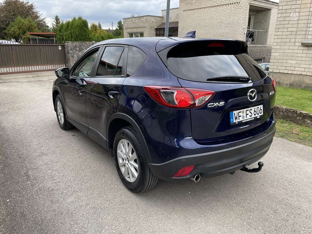 Mazda CX-5, 2.2 l., off-road / crossover