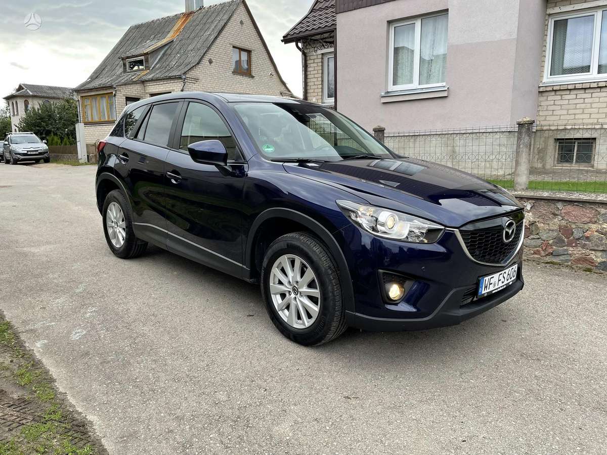 Mazda CX-5, 2.2 l., off-road / crossover