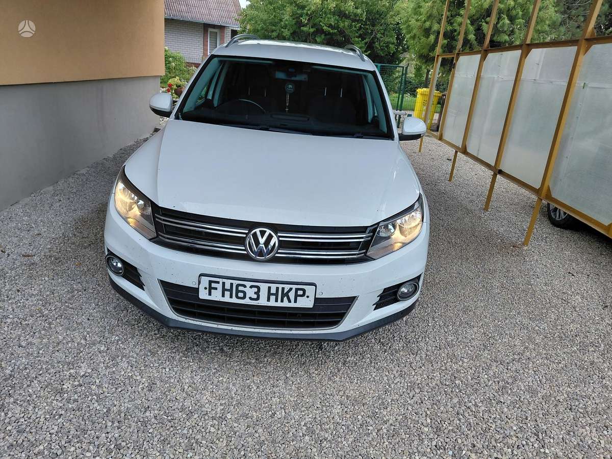 Volkswagen Tiguan - 2