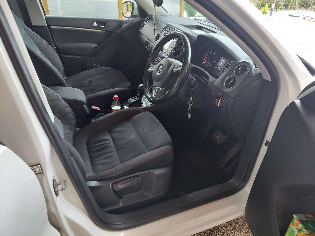 Volkswagen Tiguan - 10