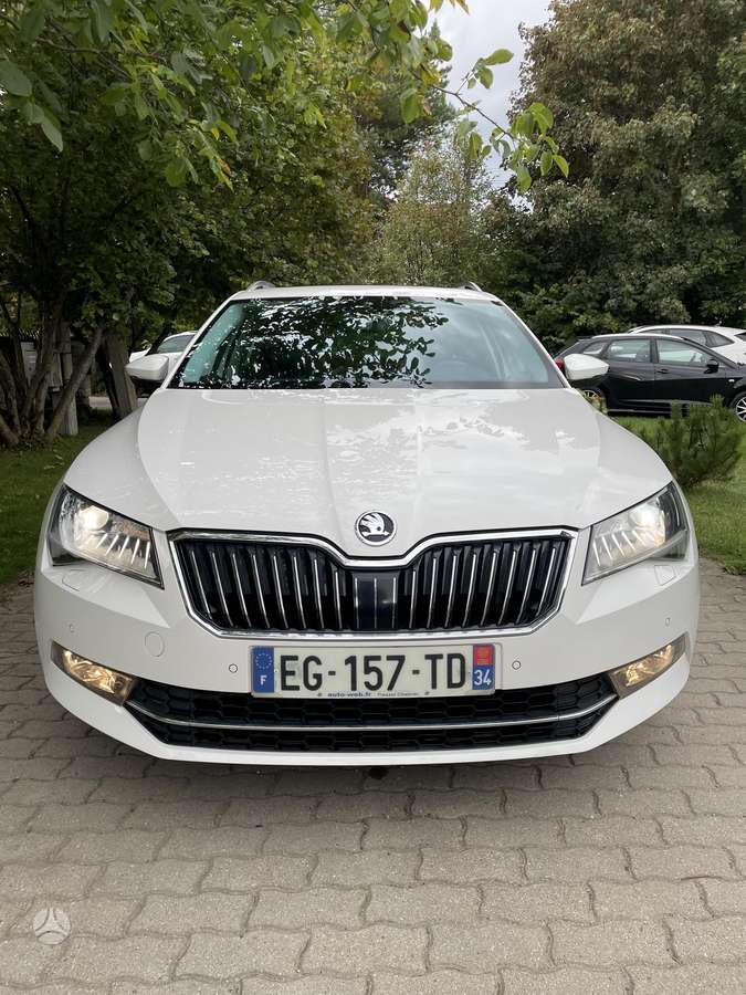 Škoda Superb - 2