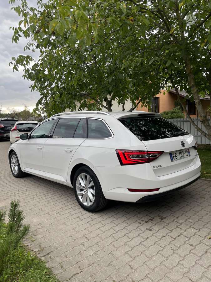 Škoda Superb - 4
