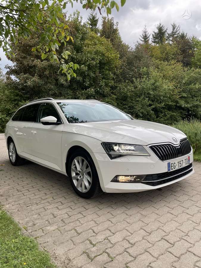 Škoda Superb - 8