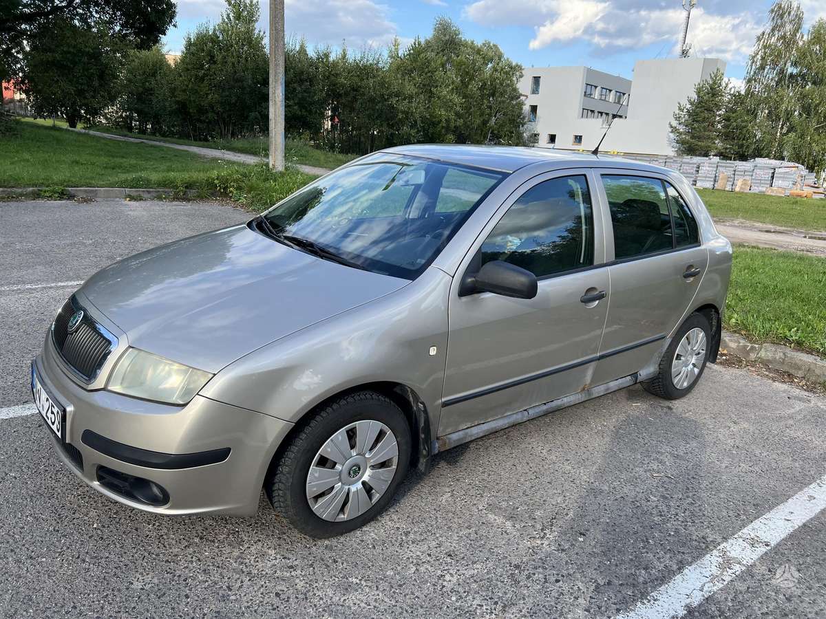 Škoda Fabia - 7