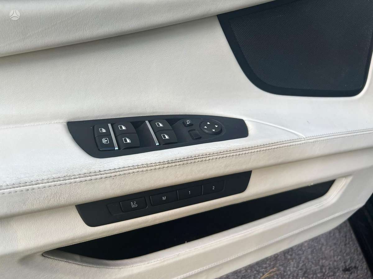 BMW 730, 3.0 l., Седан