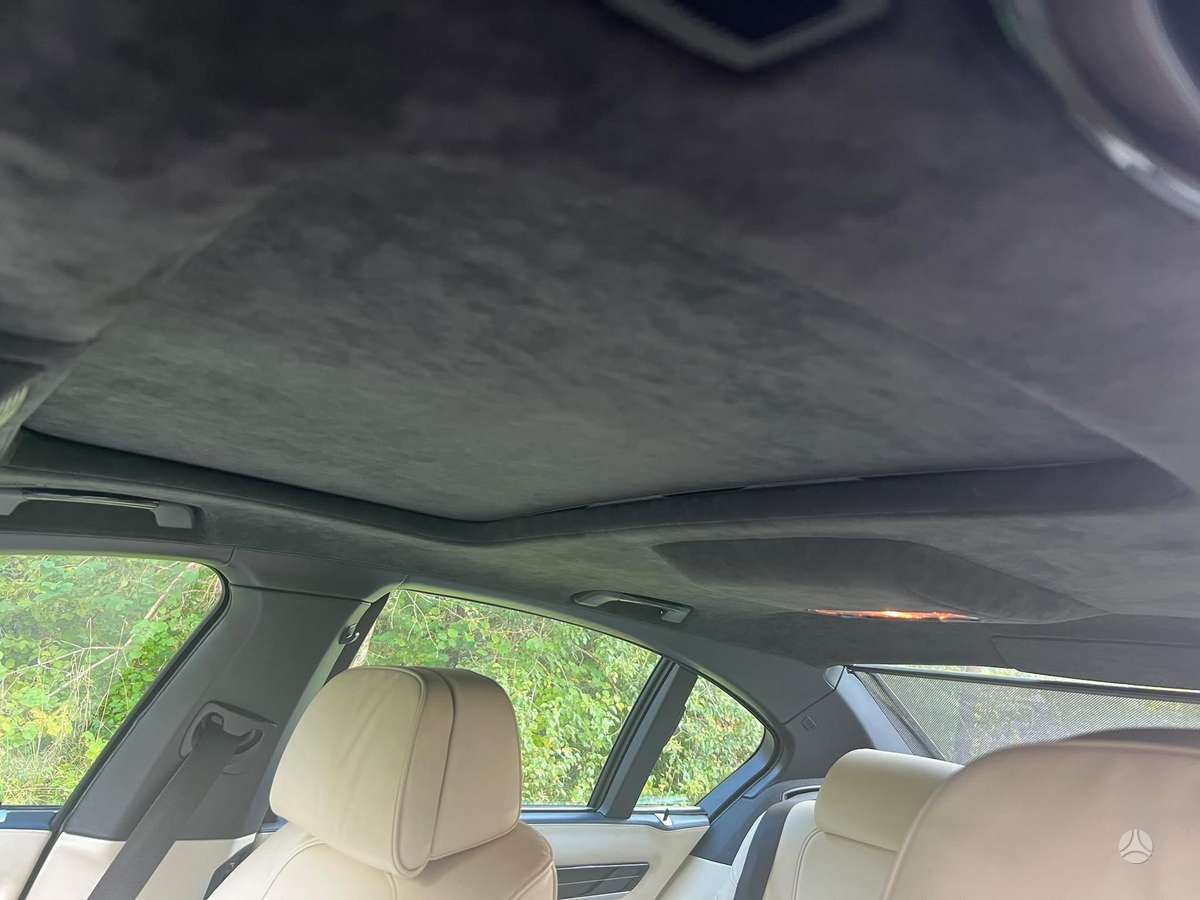 BMW 730, 3.0 l., Седан