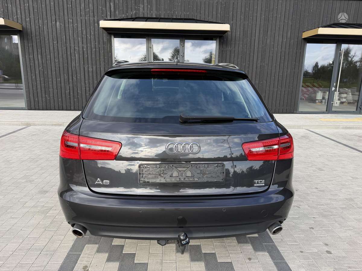 Audi A6, 3.0 l., universalas