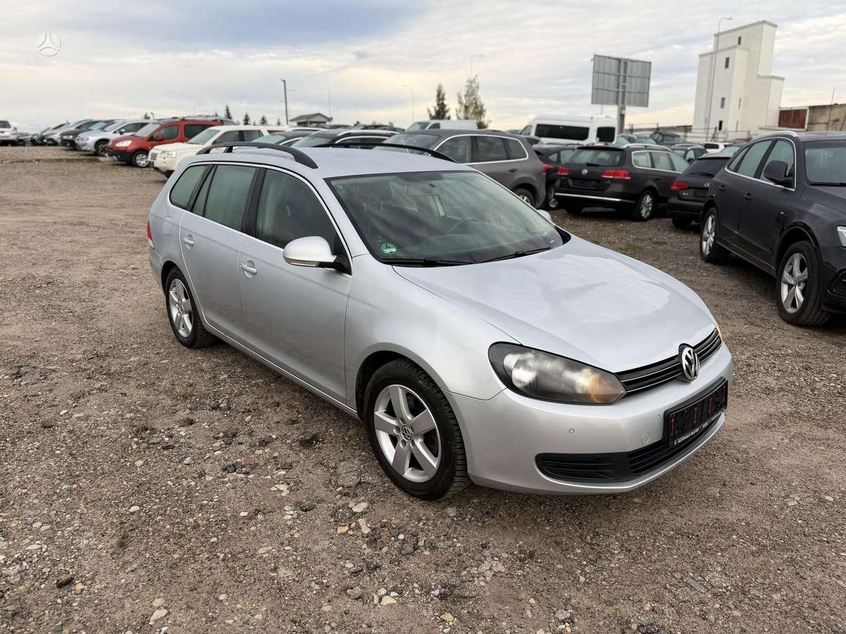 Volkswagen Golf - 3