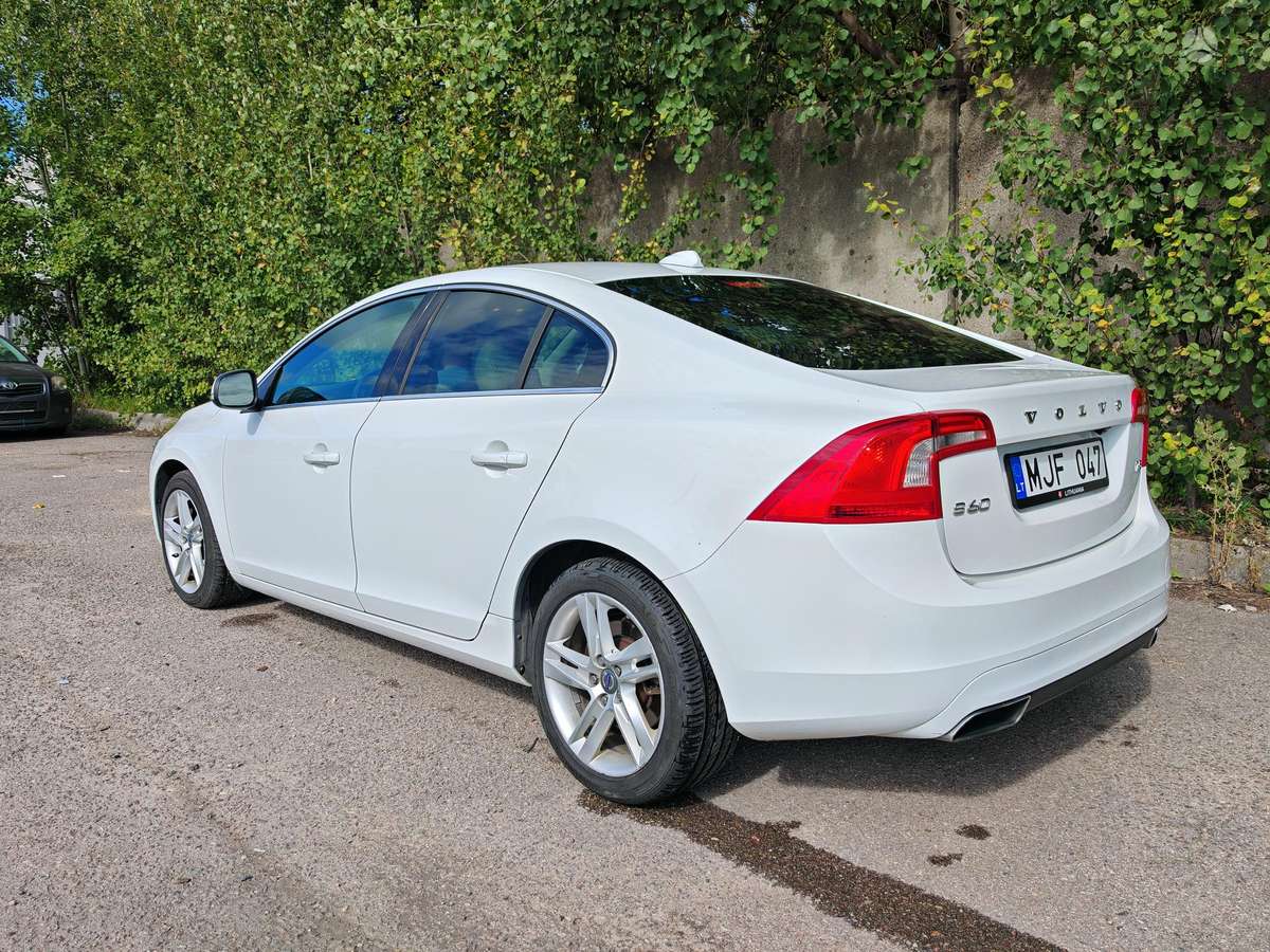 Volvo S60 - 2