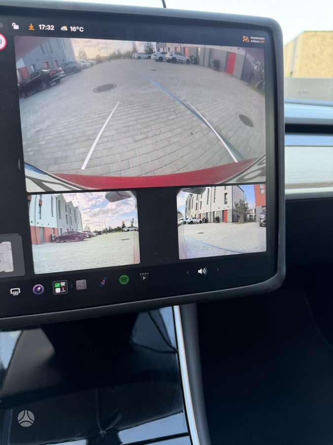 Tesla Model 3, 75 kWh, saloon / sedan