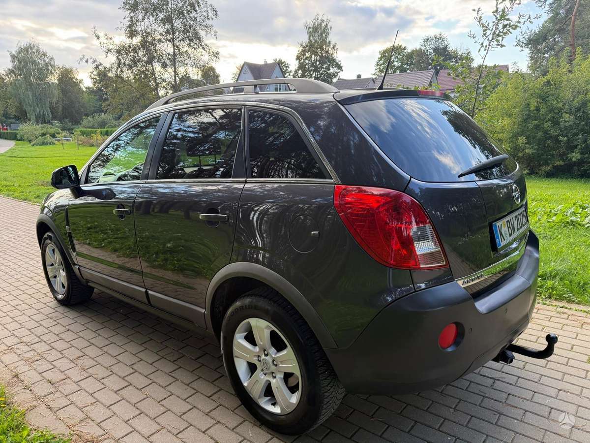 Opel Antara, 2.2 l., off-road / crossover