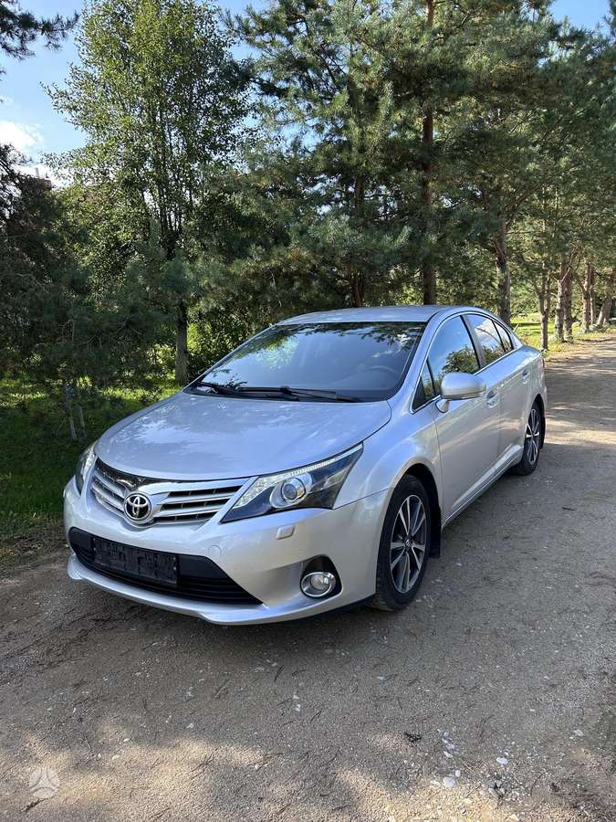 Toyota Avensis - 7