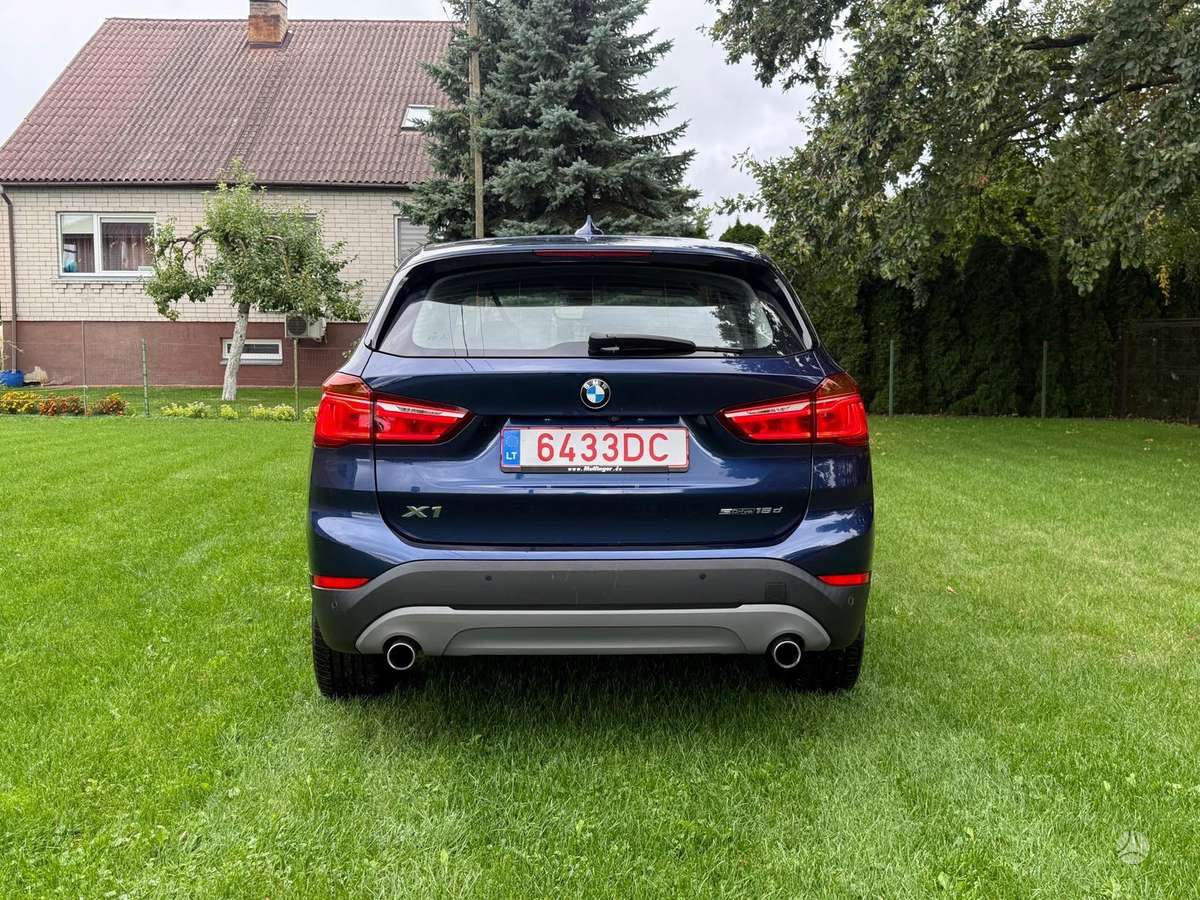 BMW X1, 2.0 l., Минивэн