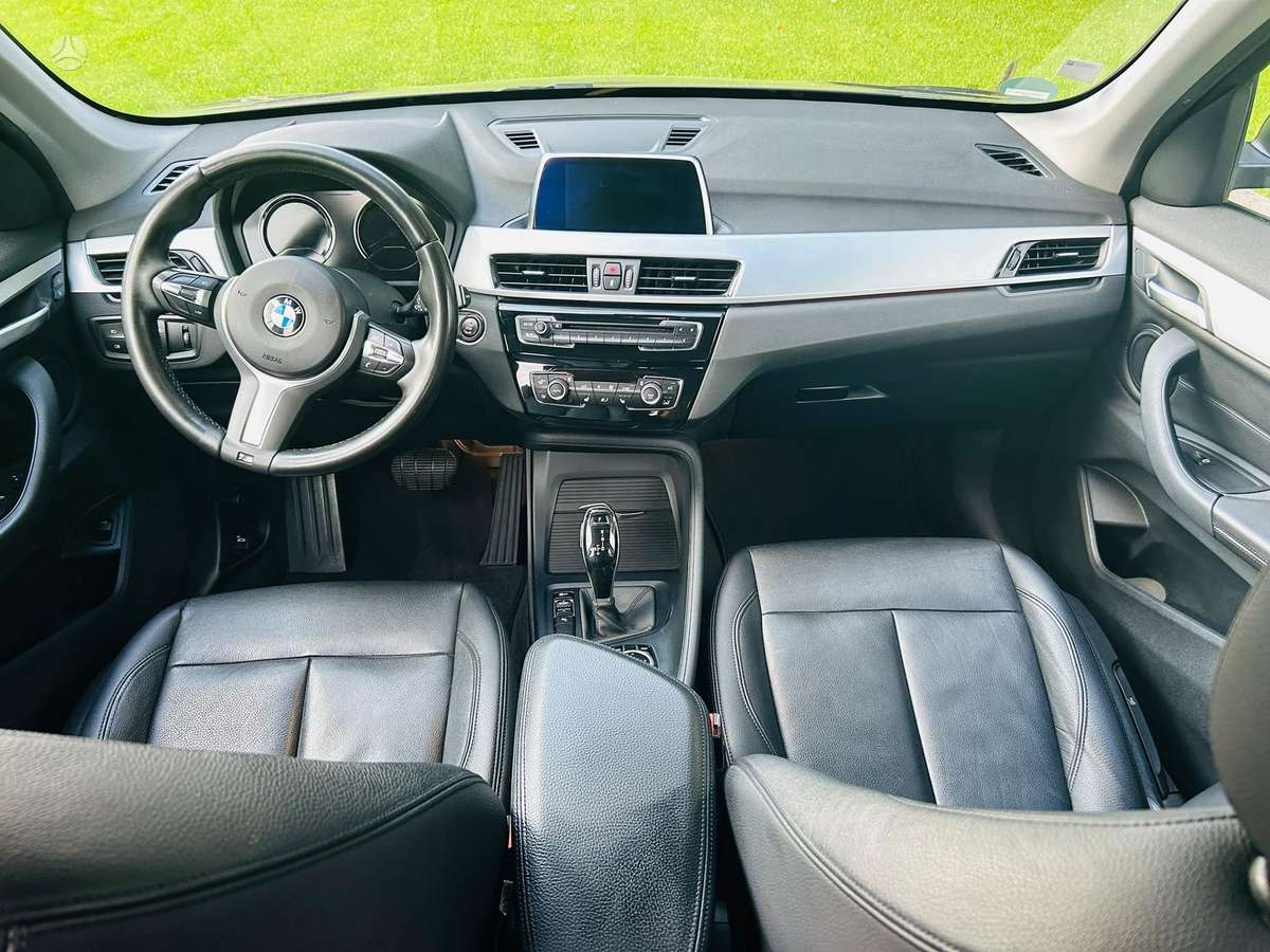 BMW X1, 2.0 l., Минивэн