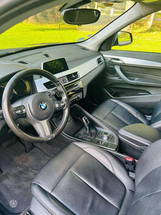 BMW X1, 2.0 l., Минивэн
