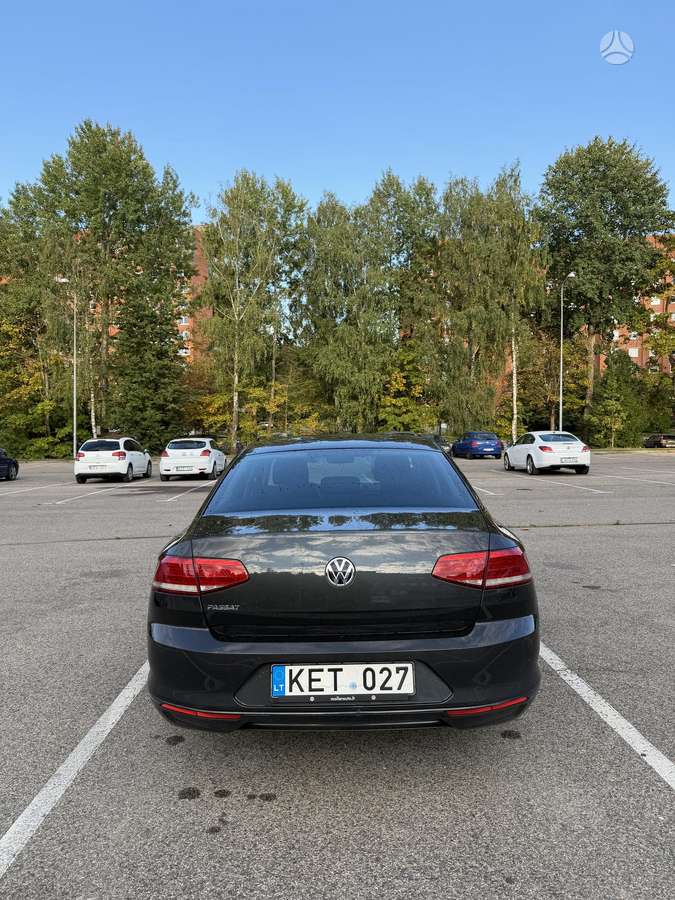 Volkswagen Passat - 6