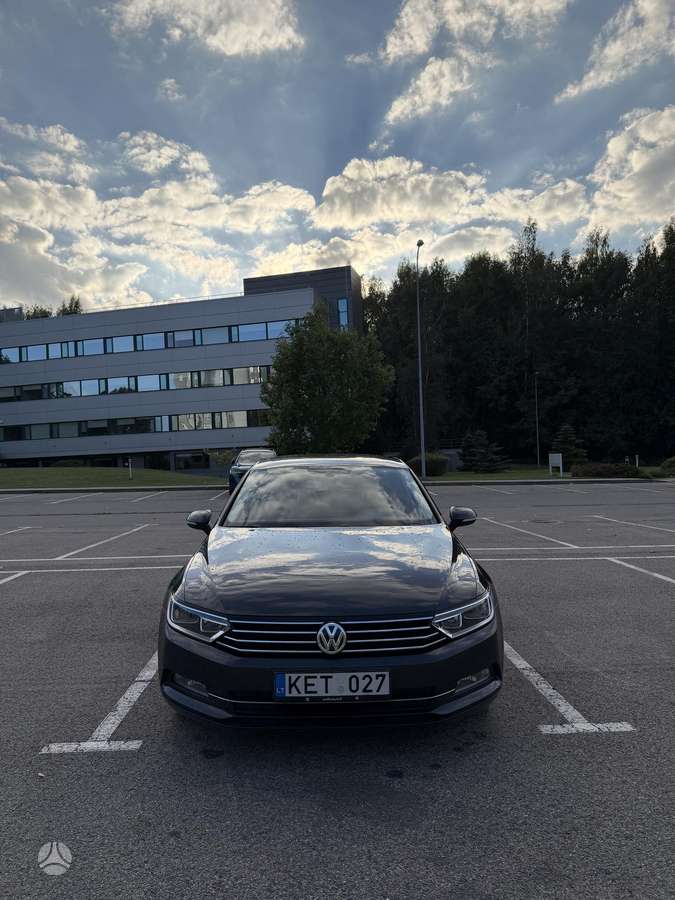 Volkswagen Passat - 7