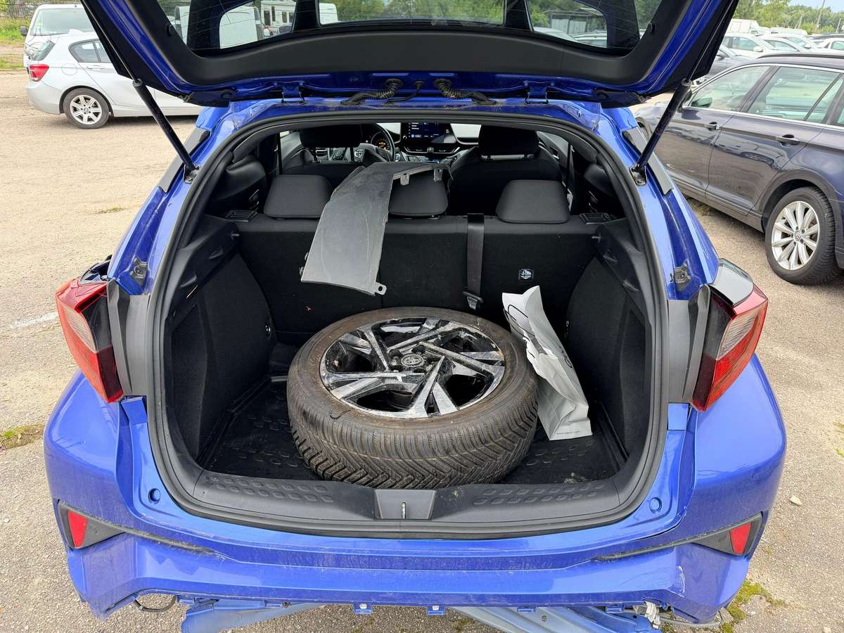 Toyota C-HR - 9