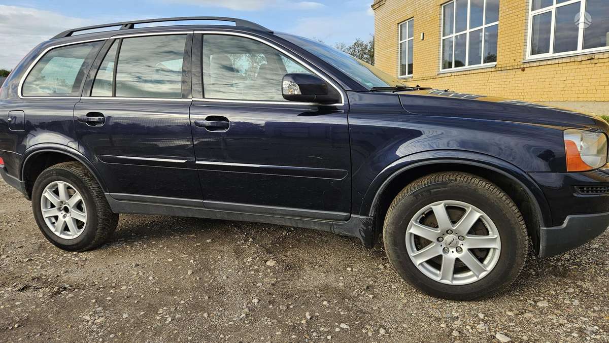Volvo XC90 - 5