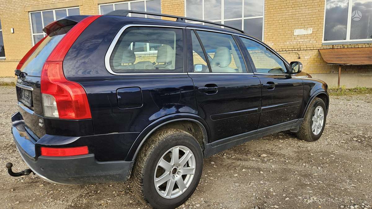 Volvo XC90 - 6